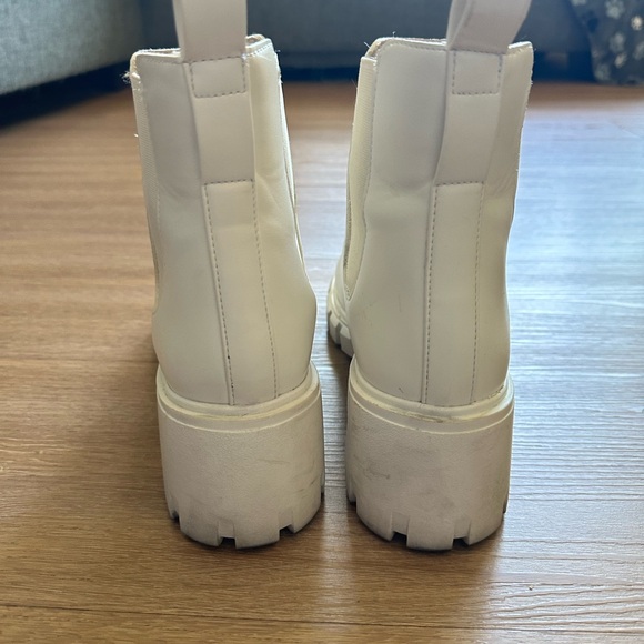 Steve Madden boots 8.5 - Picture 2 of 4